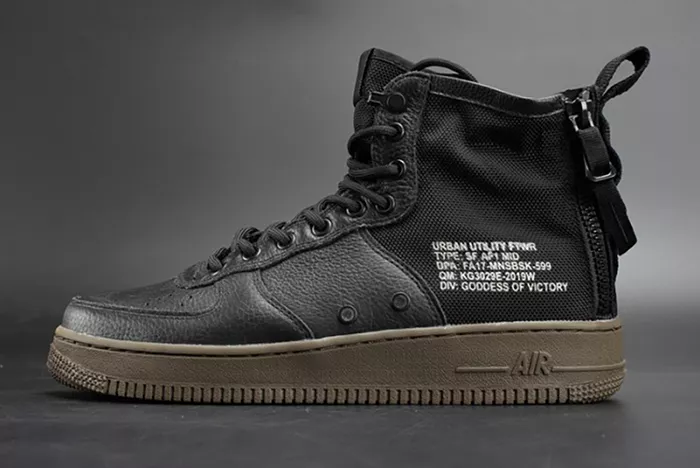 NIKE SF AIR FORCE 1 MID