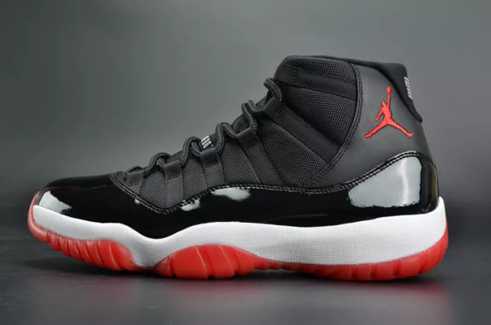 Jordan 11 Retro Playoffs (2012) 378037-010