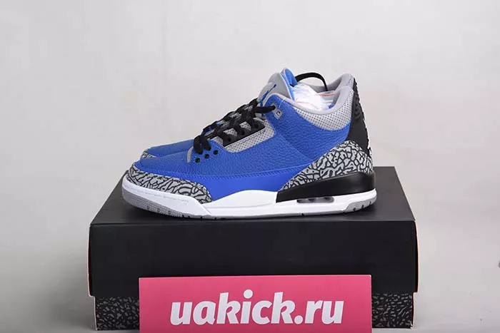 Air Jordan 3 “Varsity Royal” CT8532-400