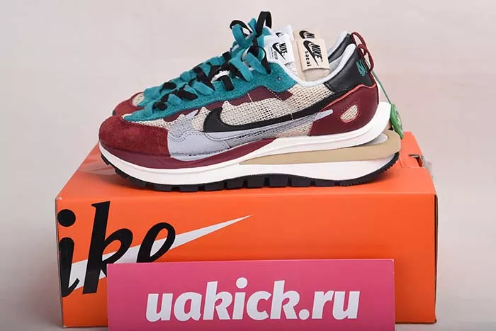 Sacai x Nike Pegasus VaporFly SP CI9928 301