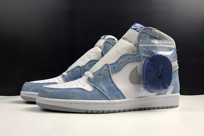 Air Jordan 1“ Hype Royal” 555088-402