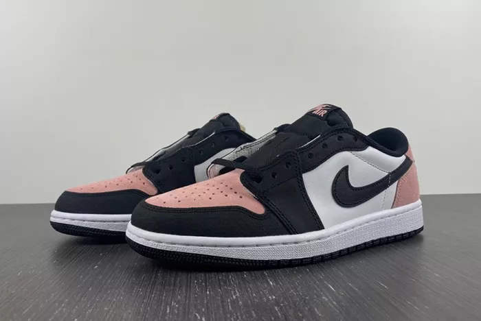 Jordan 1 Low OG Bleached Coral CZ0790-061