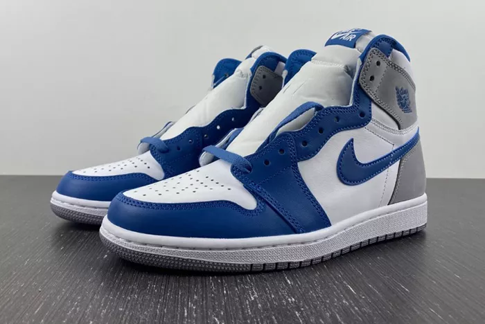 Jordan 1 Retro High OG True Blue DZ5485-410