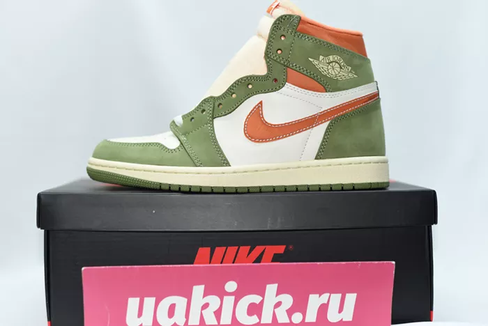 Air Jordan 1 Retro High OG Celadon FB9934-300