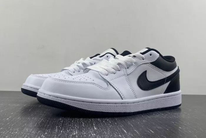 Jordan 1 Low White Black  553558-132