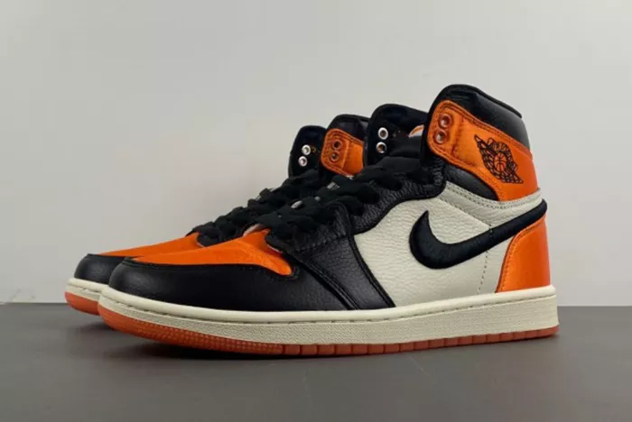 Air Jordan 1 Retro Womens Satin Shattered Backboard AV3725-010