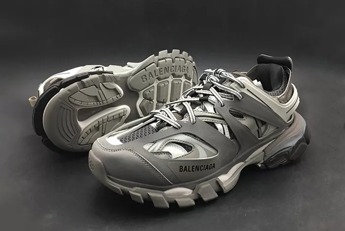 BALENCIAGA TRACK RUNNERS GREY 542023 W1GB1 7128